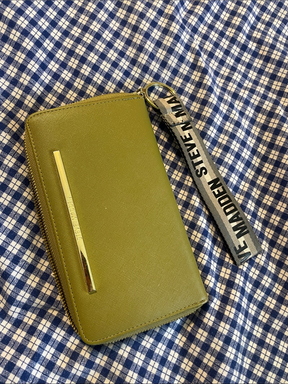 Steve Madden Olive Zip Wallet with Logo Strap